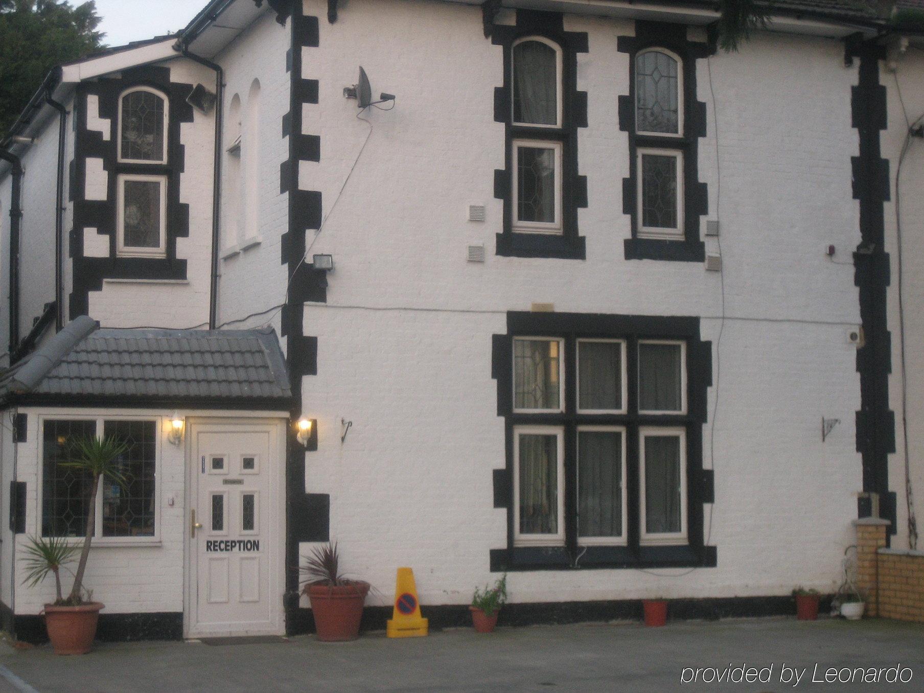 더 퍼스 롯지 하운슬로우 외부 사진